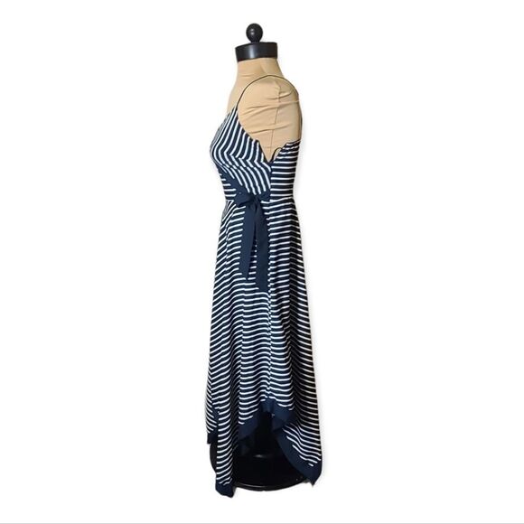 Banana Republic Blue White Striped Hankerchief Hem Dress Size 0 - Picture 8 of 10
